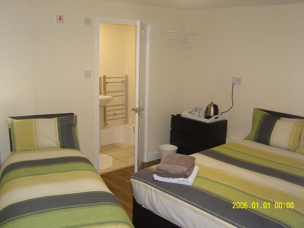 The Kop View Hotel Liverpool Exterior photo